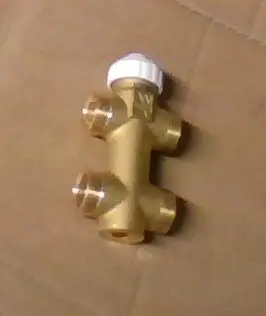 [413112P] KV3-FC 1/2 Vanne 3 voies 1/2 (eau chaude)